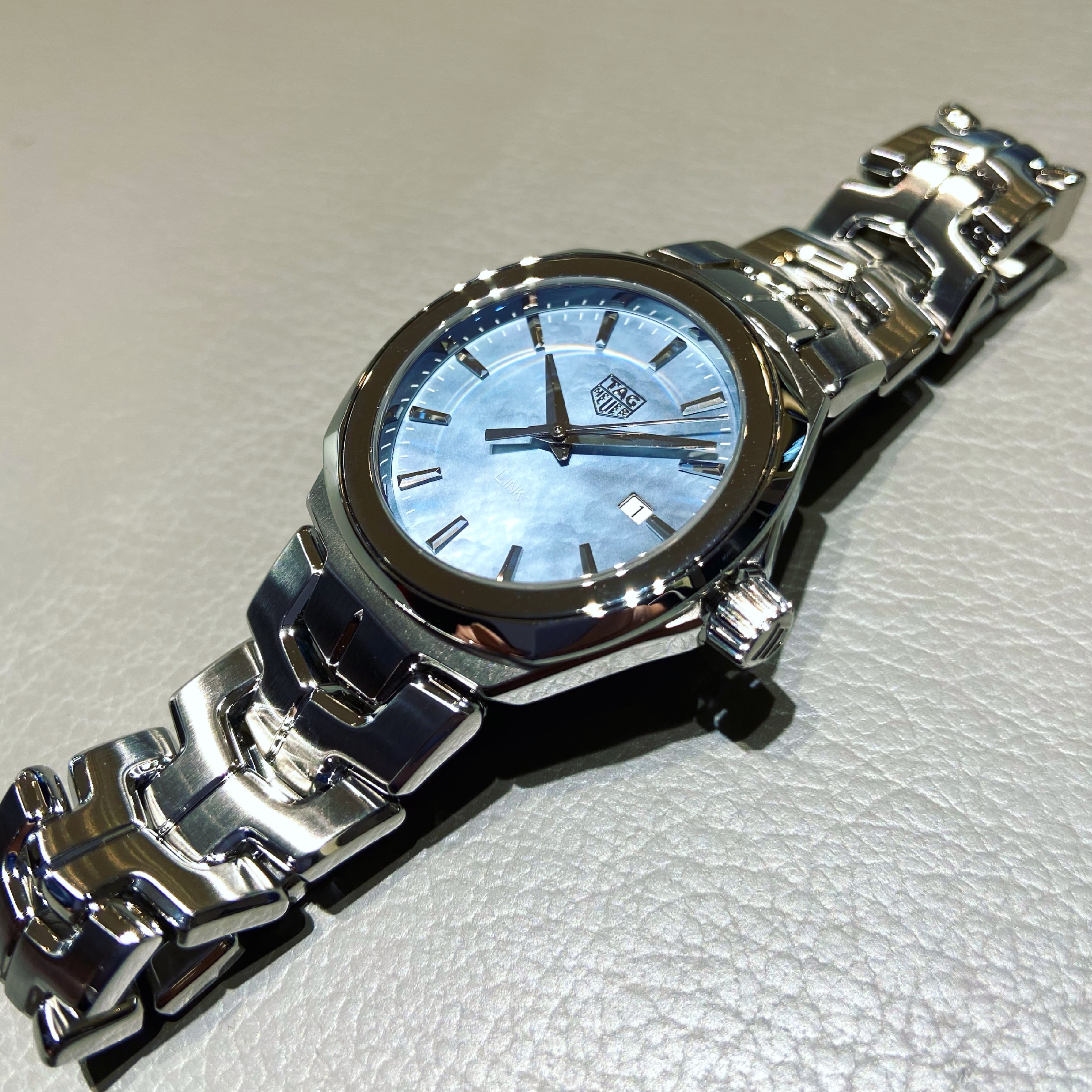 (タグ・ホイヤー)
