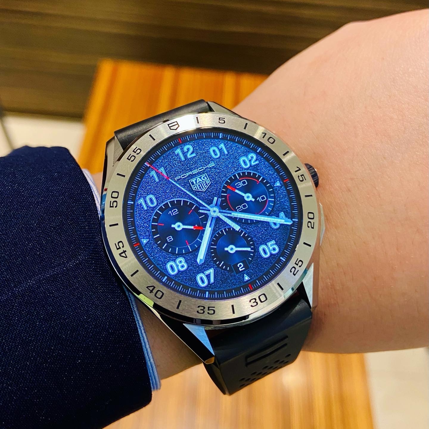 (タグ・ホイヤー)
