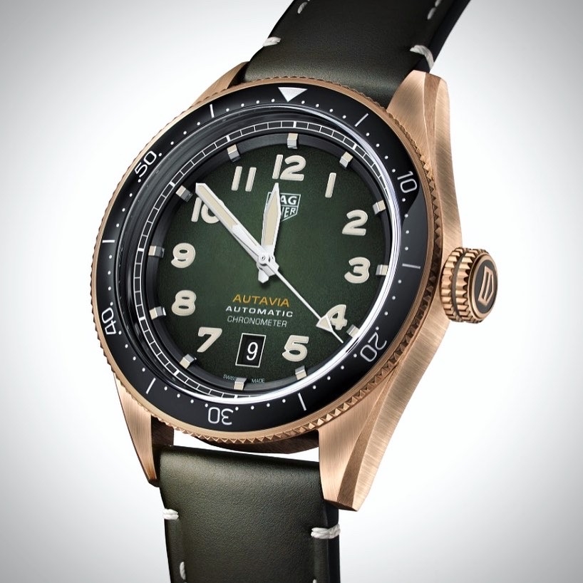 (タグ・ホイヤー)
