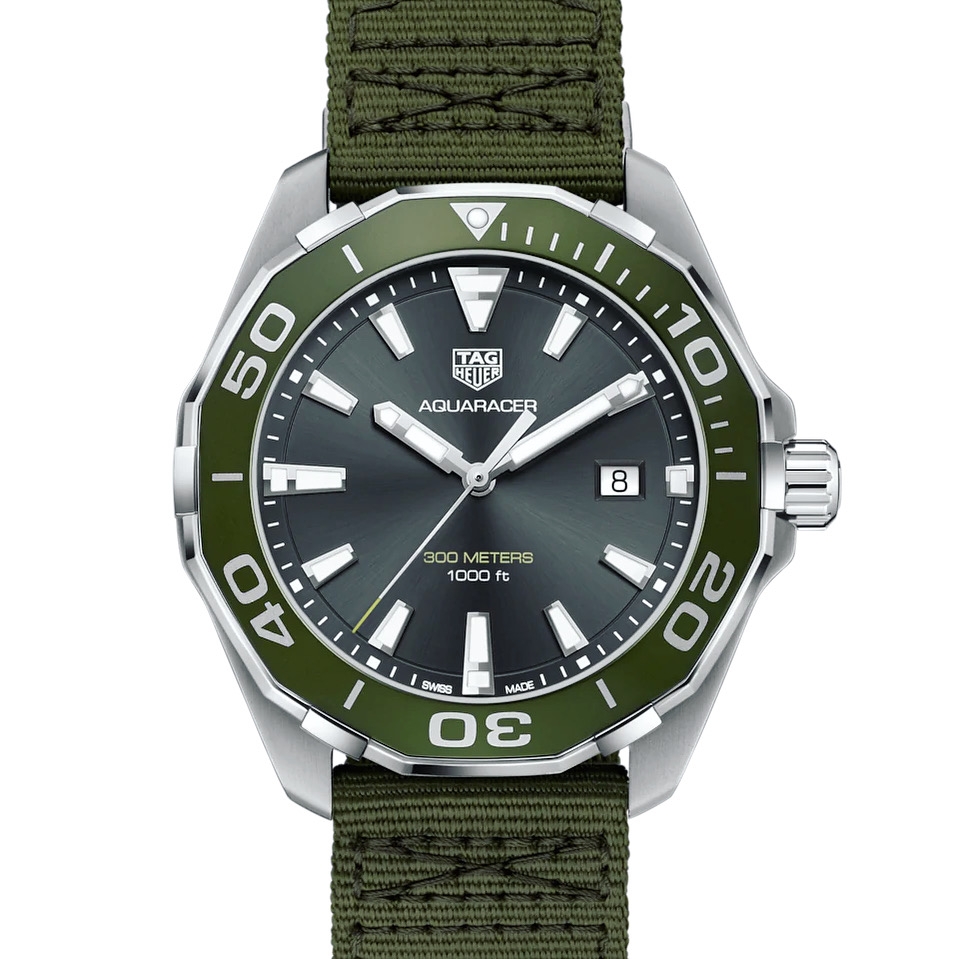 (タグ・ホイヤー)
