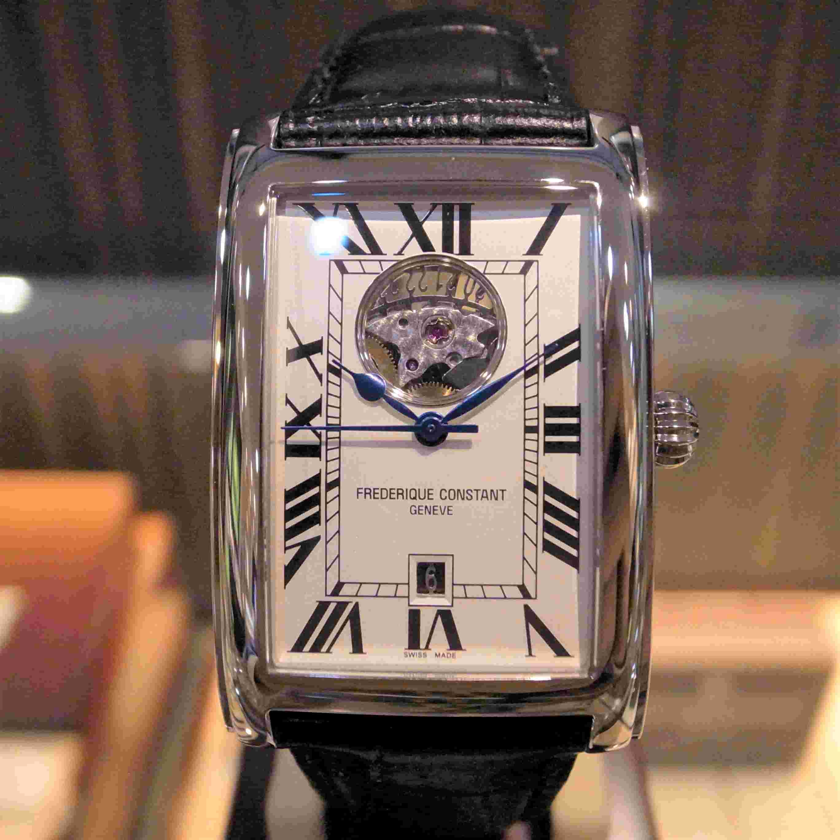 FREDERIQUE CONSTANT(フレデリック・コンスタント)
