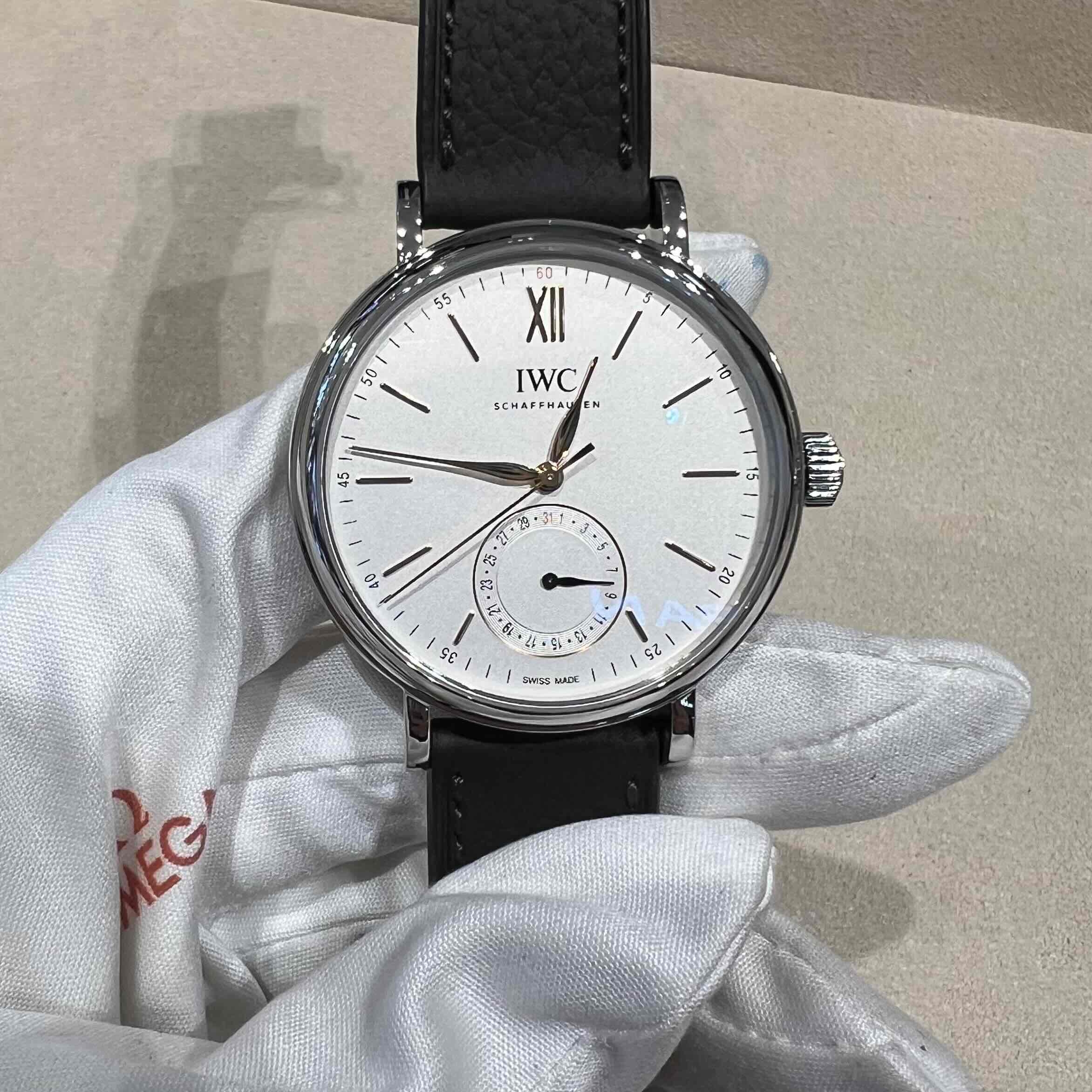 IWC(アイ・ダブリュー・シー)
