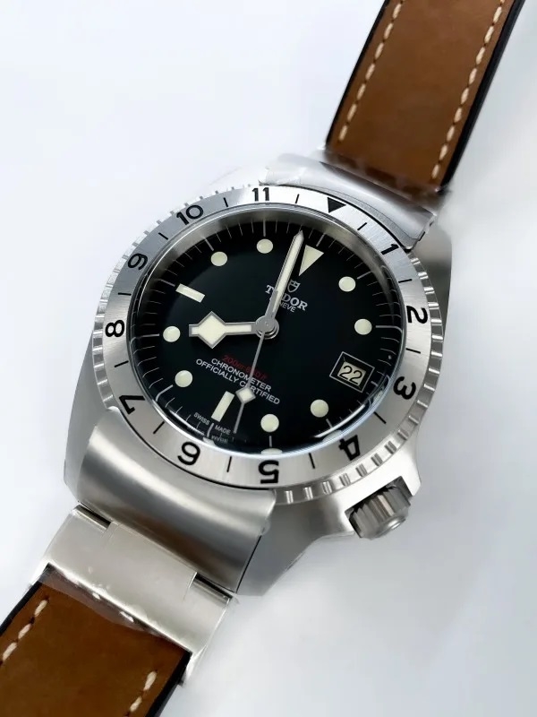 TUDOR(チューダー)
