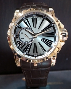 ROGER DUBUIS(ロジェ・デュブイ)
