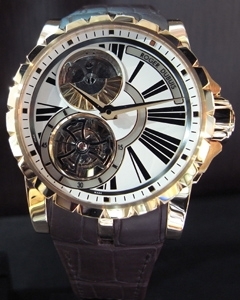 ROGER DUBUIS(ロジェ・デュブイ)
