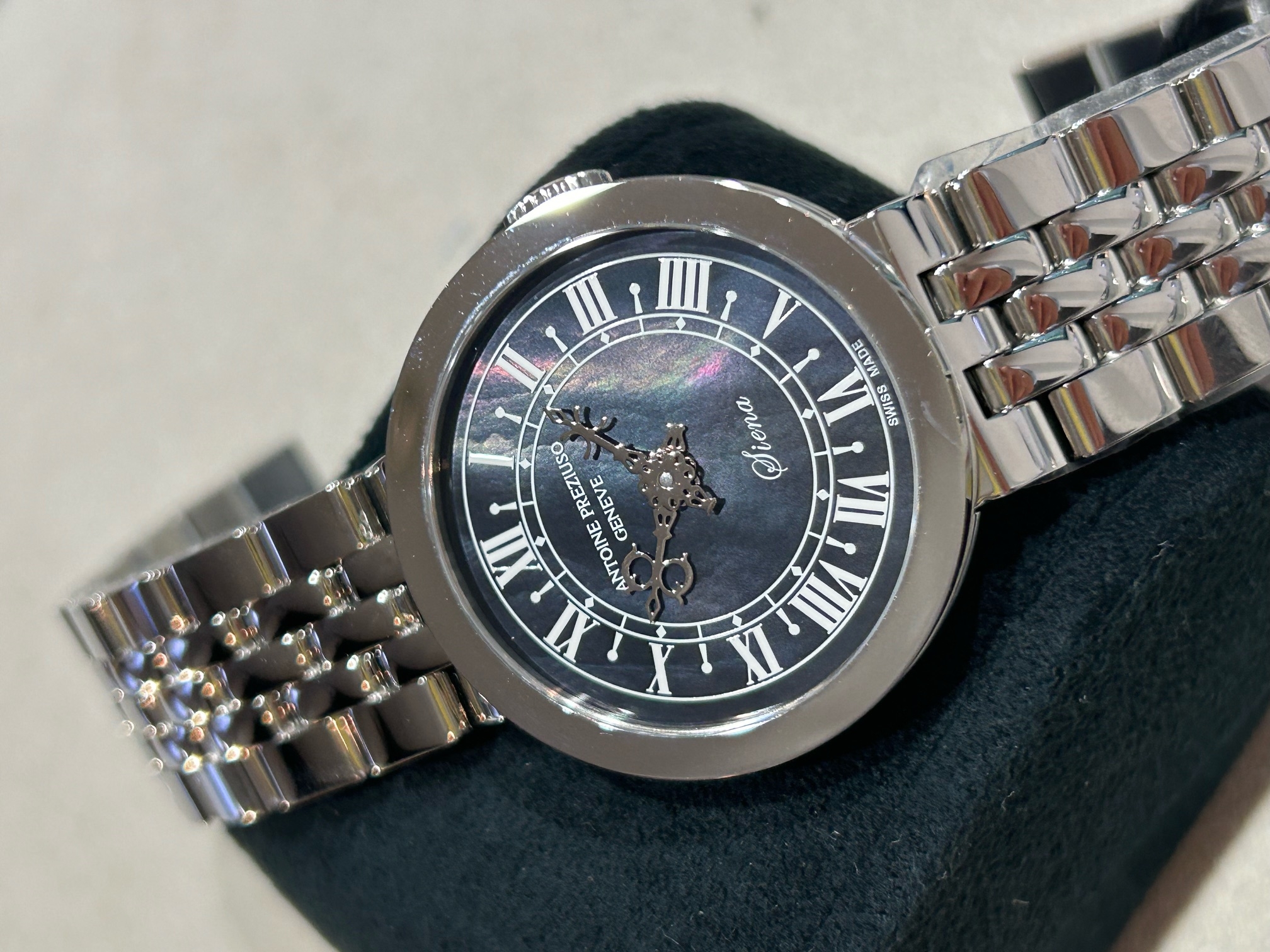 値下げ】Tendence（テンデンス）×CARP（カープ）コラボ 腕時計｜レディース