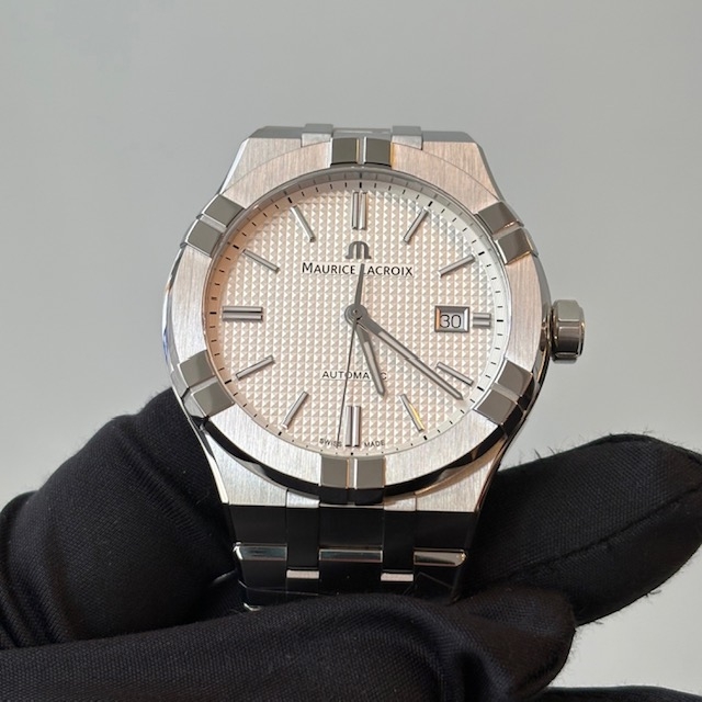 (モーリス・ラクロア)
