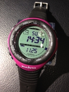 SUUNTO(スント)
