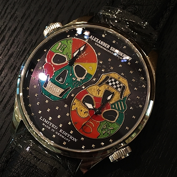 (アレクサンダー　ショロコフ)
