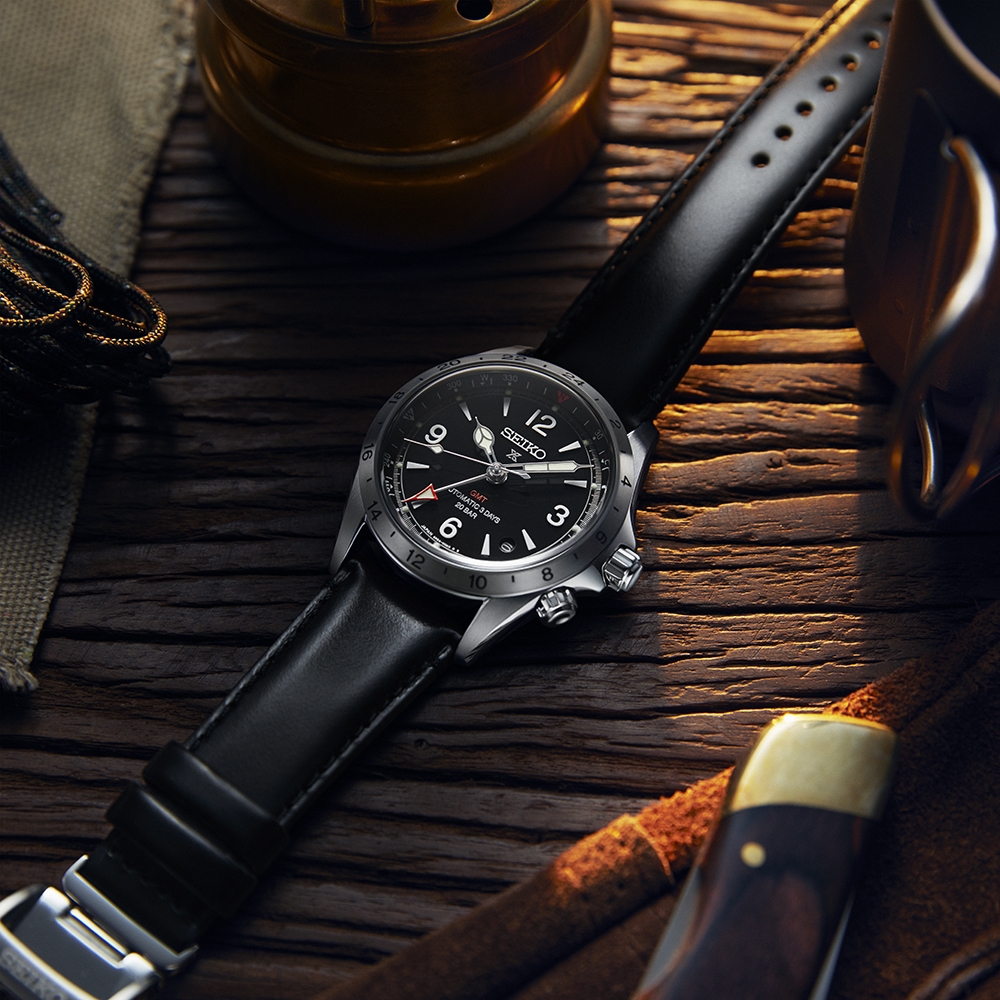 タグ・ホイヤー(TAG Heuer) モナコ クロノグラフ CDW2181.FC8360