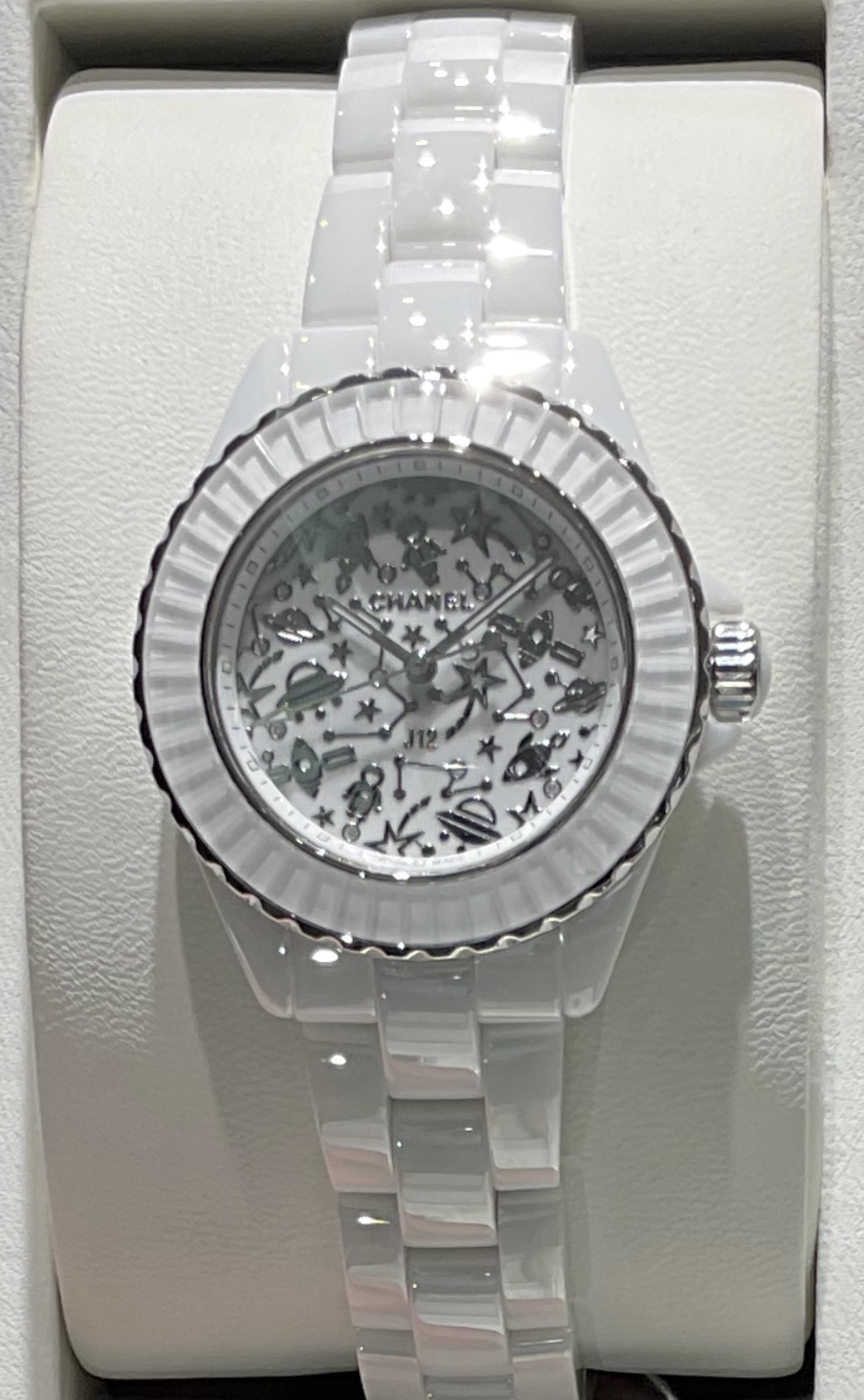 CHANEL(シャネル)

