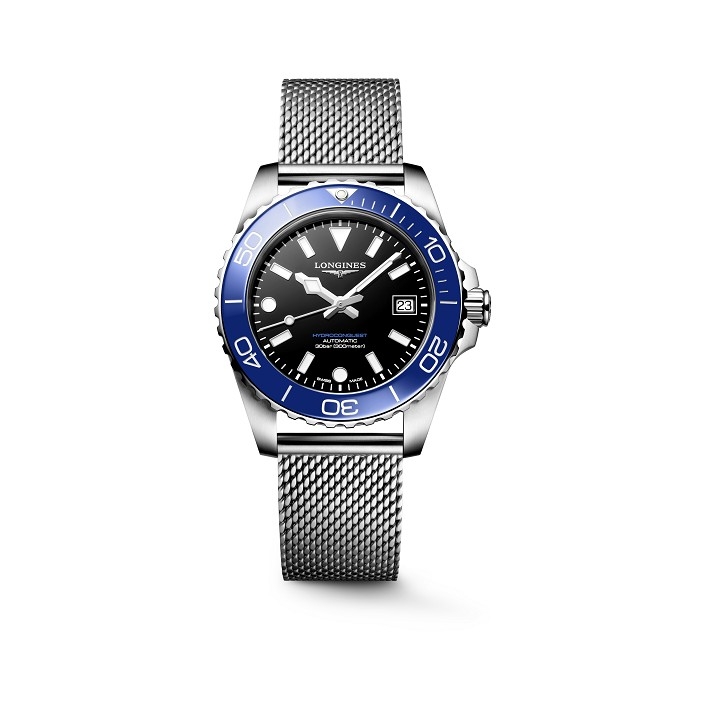 ユンハンス(JUNGHANS) マックス・ビル メガ ソーラー max bill MEGA
