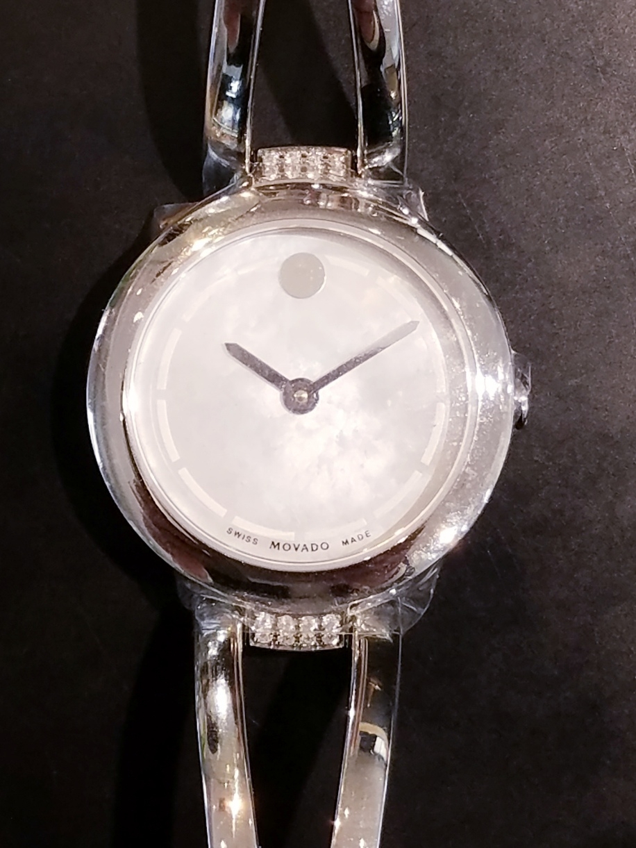 MOVADO(モバード)
