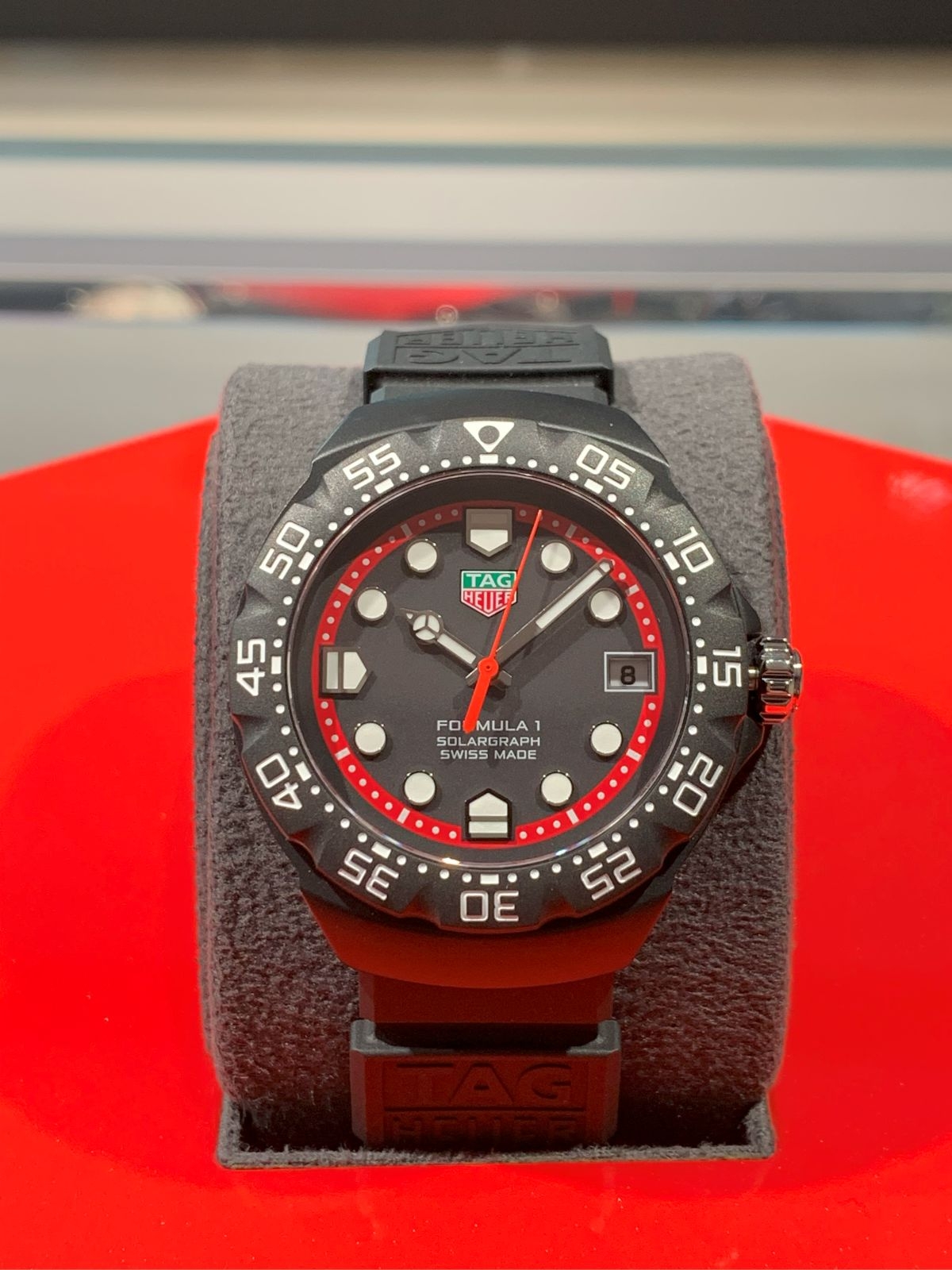 タグ・ホイヤー(TAG Heuer) カレラ エレガントクロノグラフ 日本