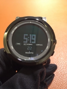 SUUNTO ESSENTIAL(スント エッセンシャル)
