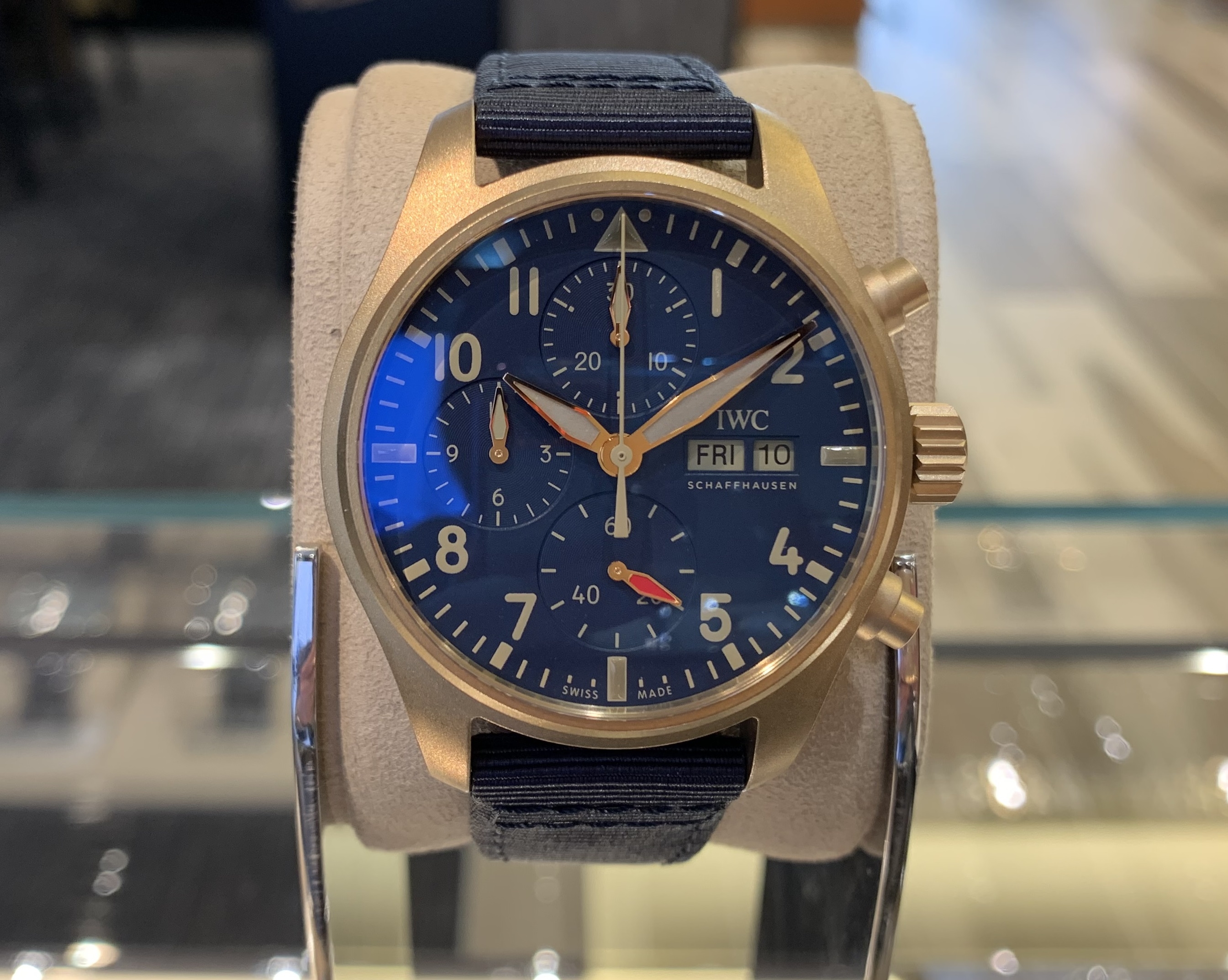 (アイ・ダブリュー・シー)
