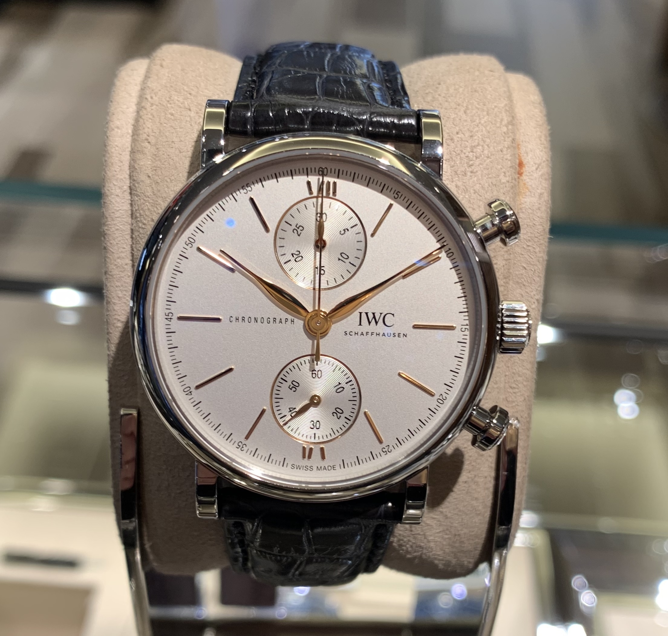 (アイ・ダブリュー・シー)
