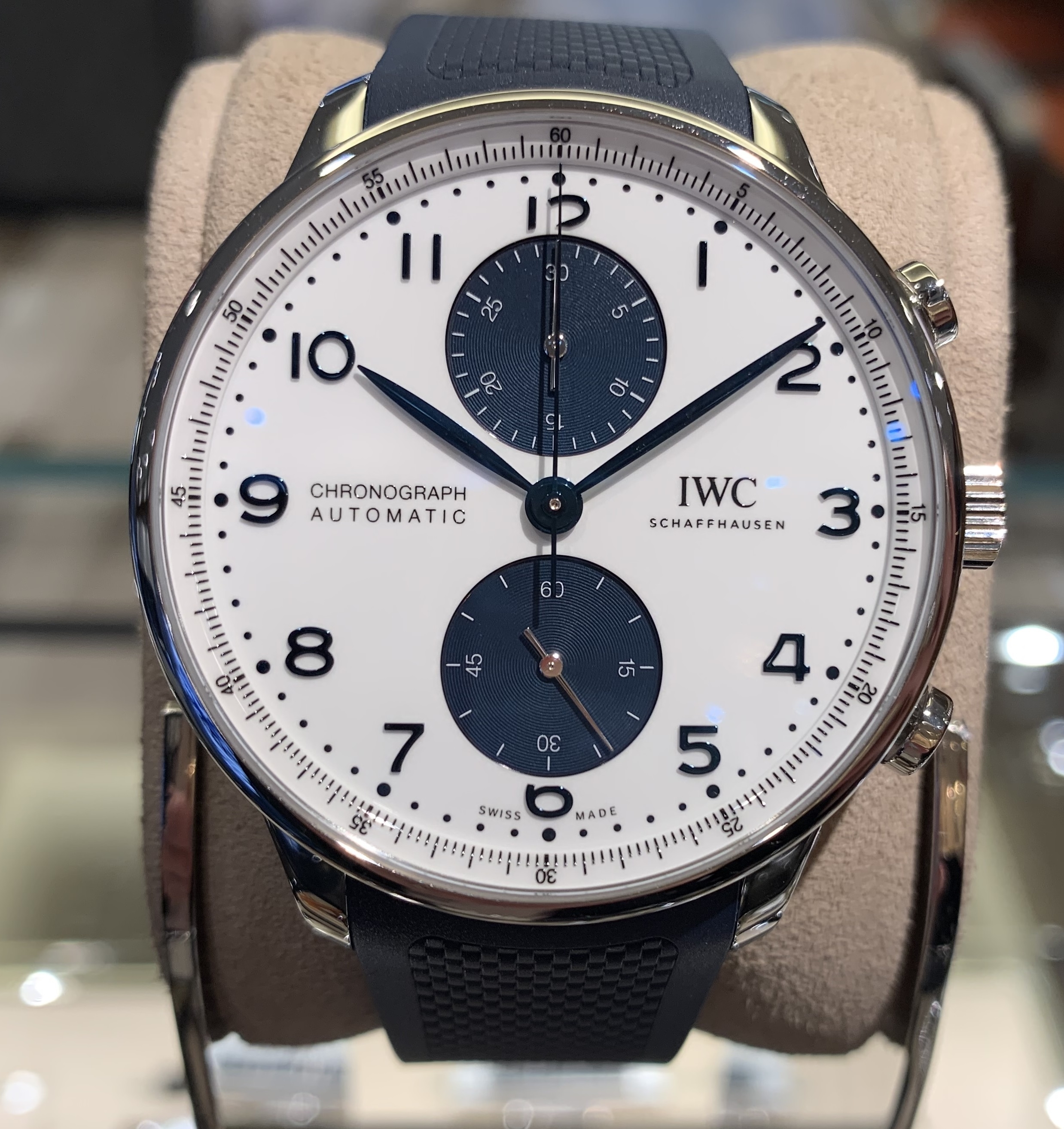 (アイ・ダブリュー・シー)
