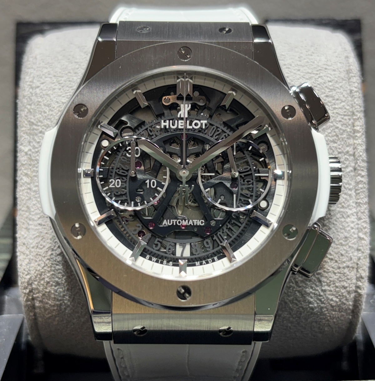 ウブロ(HUBLOT) アエロ・フュージョン クロノグラフ オール