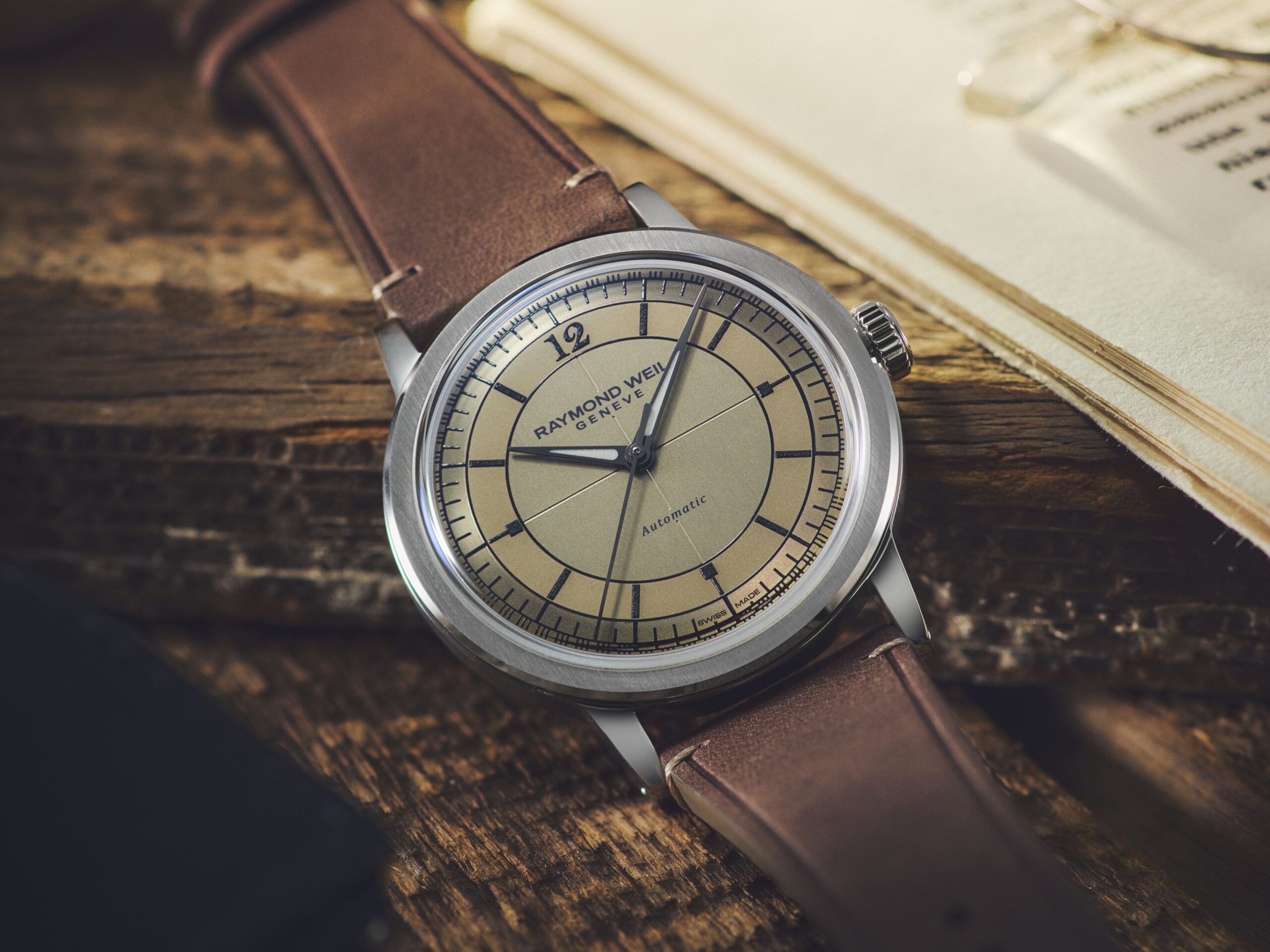 RAYMOND WEIL(レイモンド・ウェイル)
