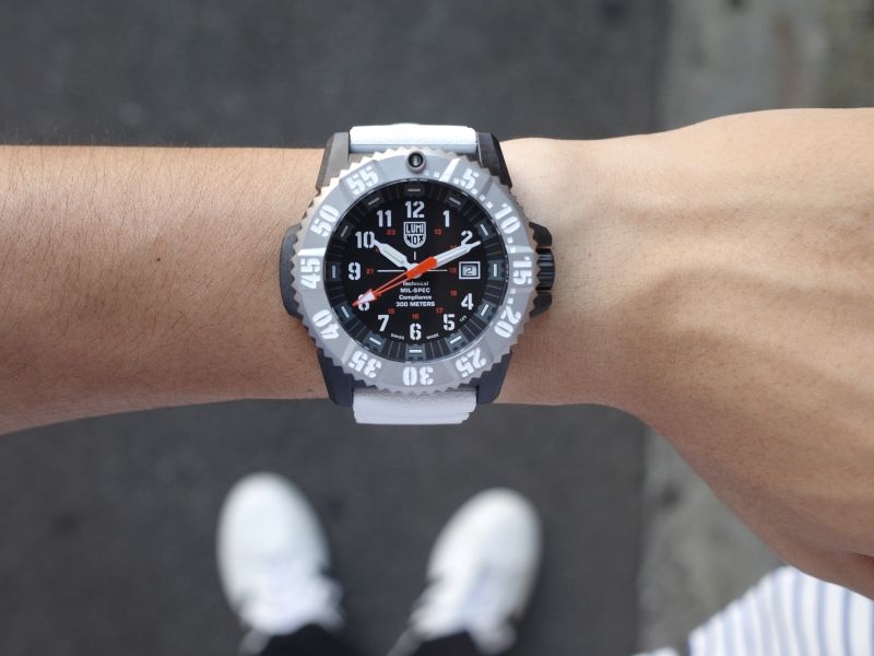 Luminox パシフィックダイバーシリーズ 限定版 ホワイトダイヤル 44mm スイス製 腕時計 XS.3121.BC, ホワイト, ダイバー