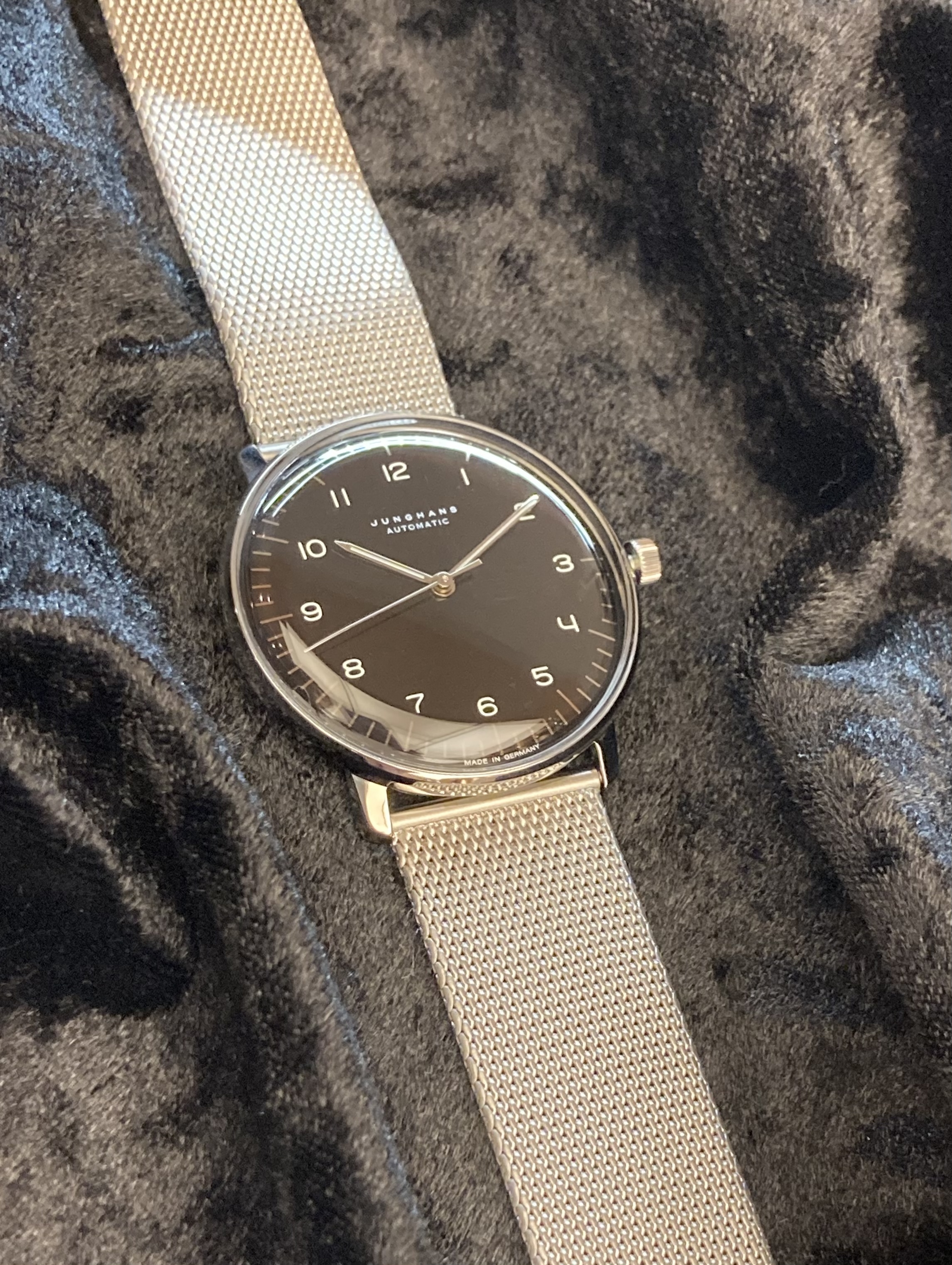 JUNGHANS(ユンハンス)
