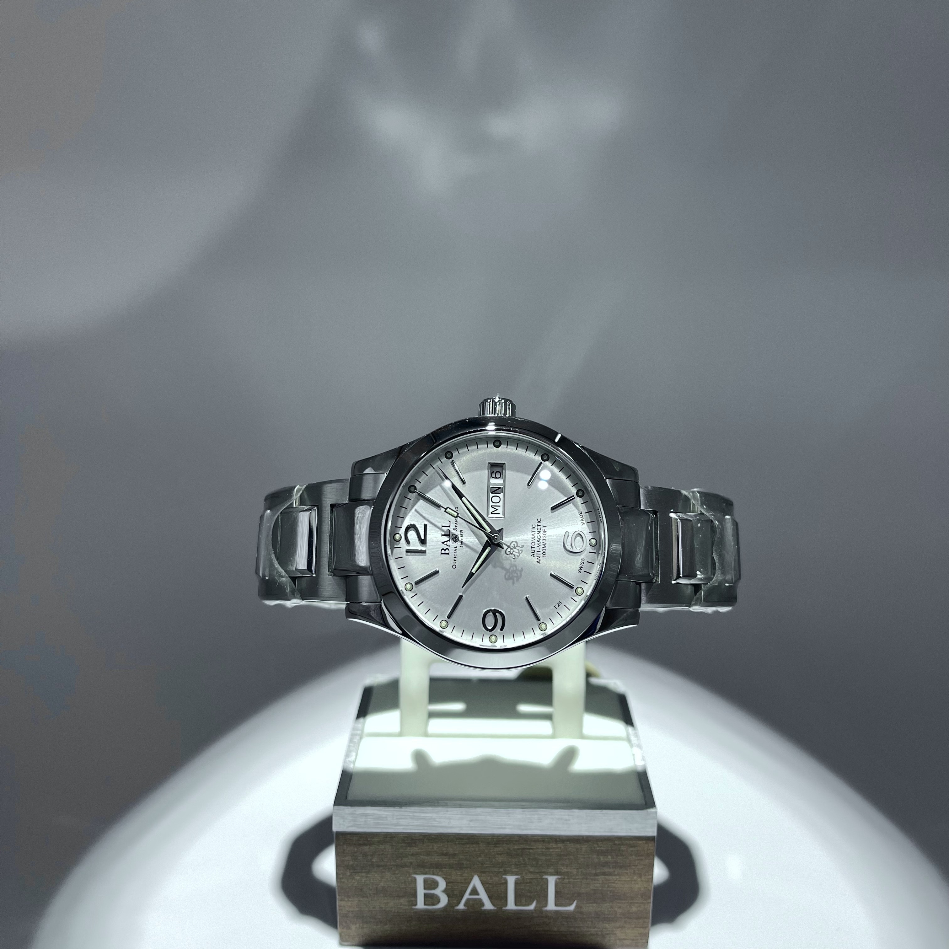 BALL WATCH(ボール ウォッチ)
