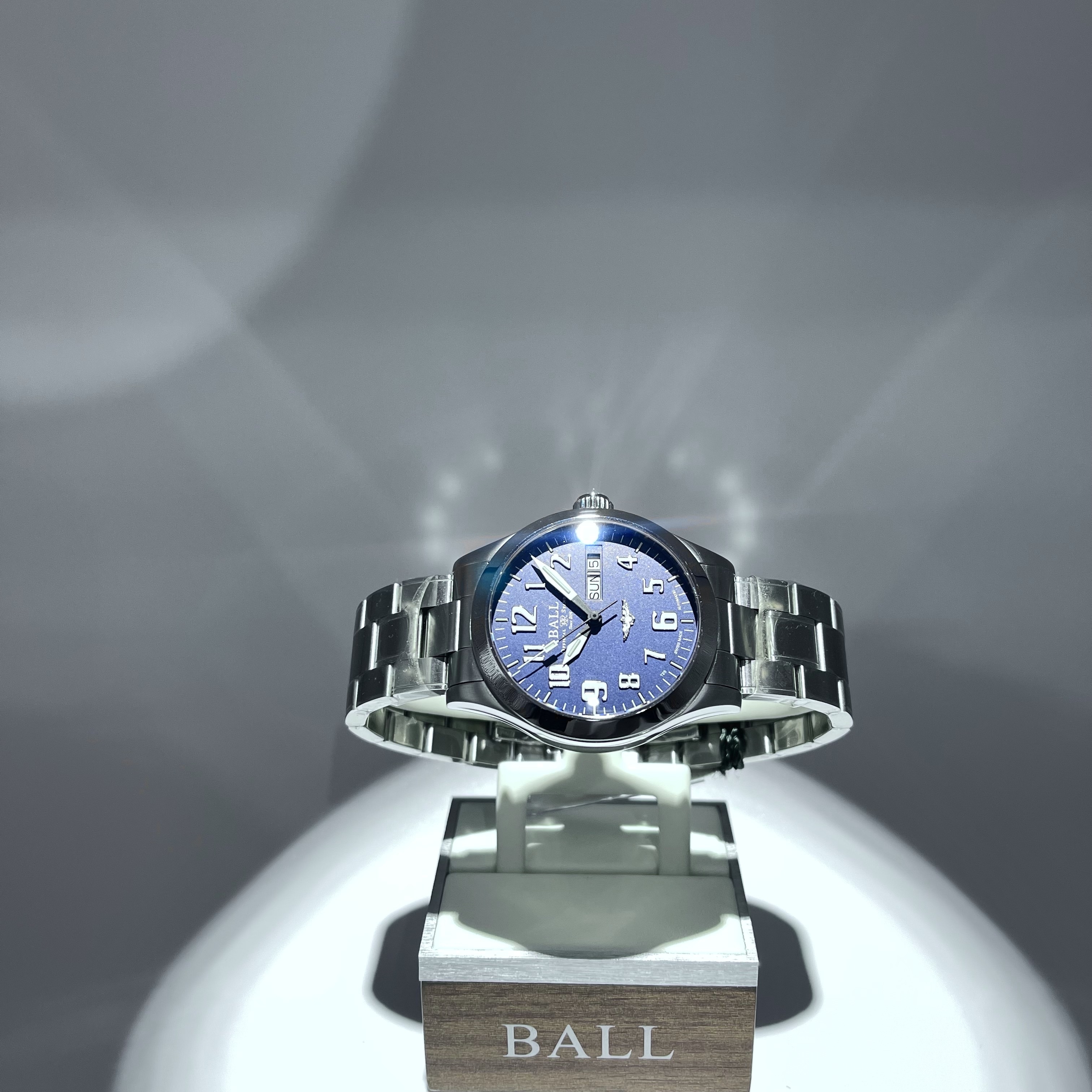 BALL WATCH(ボール ウォッチ)
