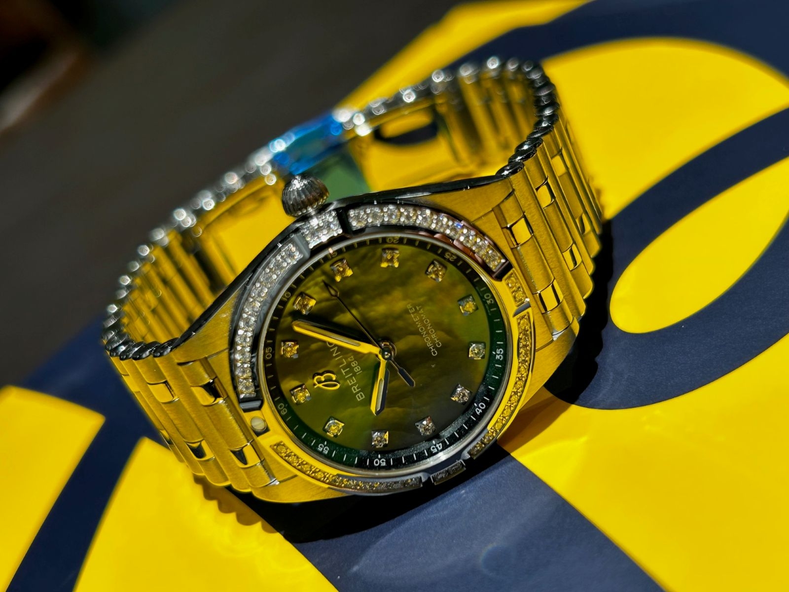 ブライトリング(BREITLING) エンデュランス プロ 広島東洋カープ限定