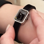 CHANEL(シャネル)
