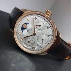 IWC(アイ・ダブリュー・シー)
