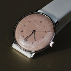 JUNGHANS(ユンハンス)
