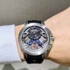 HARRY WINSTON(ハリー・ウィンストン)
