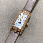 HARRY WINSTON(ハリー・ウィンストン)
