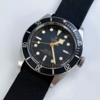 TUDOR(チューダー)
