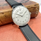 JUNGHANS(ユンハンス)
