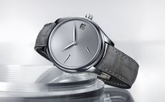 2026新作 タンタルという名の言語。H.モーザー「エンデバー・パーペチュアルカレンダー コンセプト タンタル」