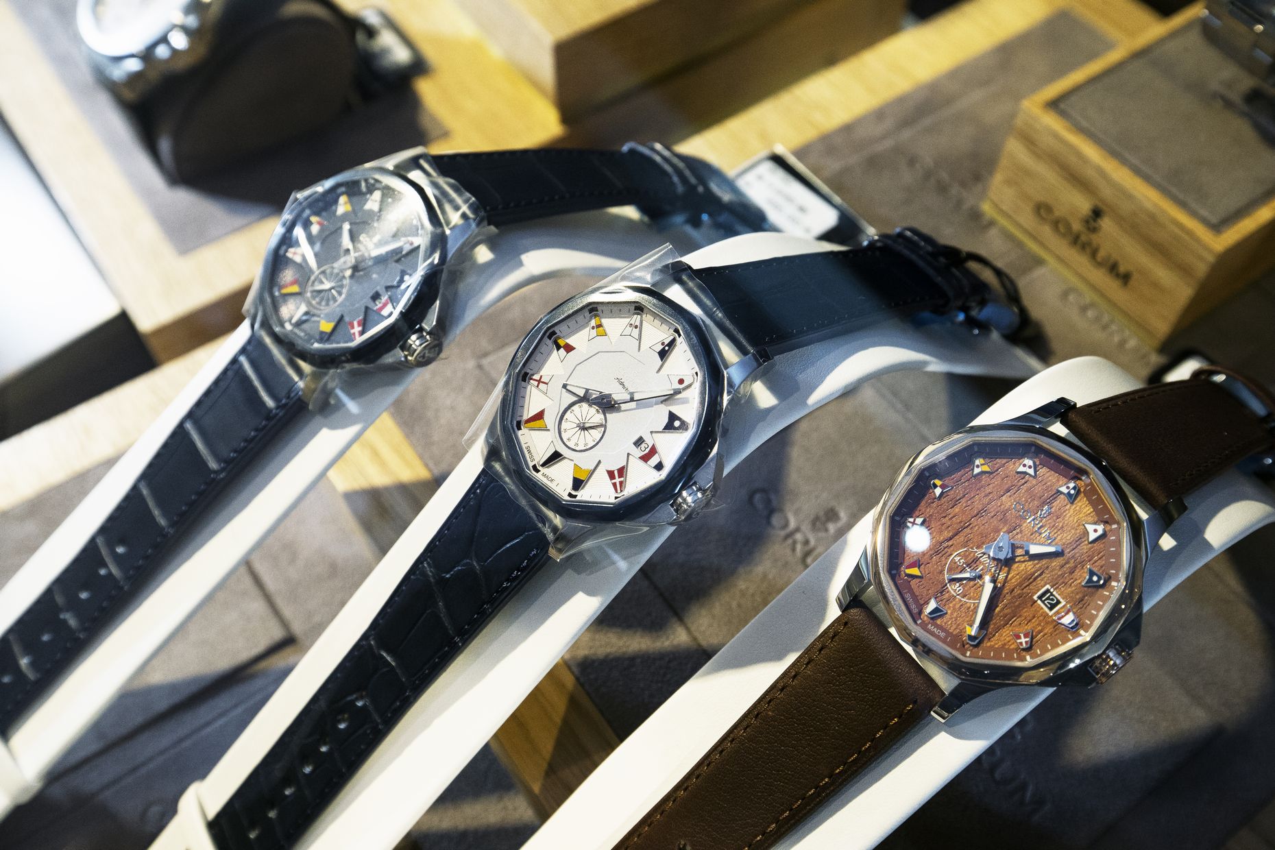 ハナジマ ブランド腕時計の正規販売店紹介サイトgressive グレッシブ