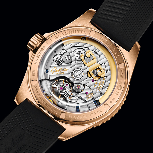 2020年 グラスヒュッテ・オリジナル新作 SeaQ パノラマデイト | ブランド腕時計の正規販売店紹介サイトGressive/グレッシブ