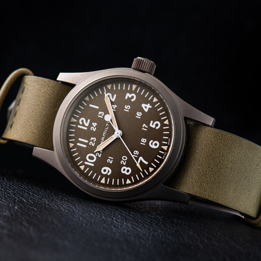 カーキ フィールド メカ(Khaki Field Mechanical)