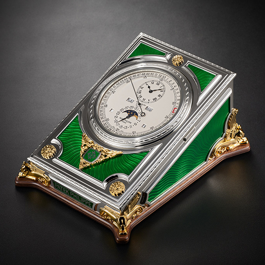 コンプリケーテッド・デスククロック、希少なハンドクラフト（Complicated Desk Clock. Rare Handcrafts）