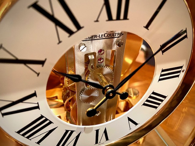 半永久的に時を刻み続ける置き時計、ジャガー・ルクルト『アトモス』