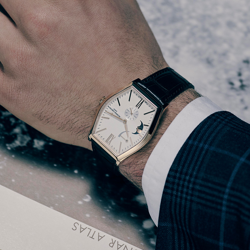 VACHERON CONSTANTIN  マルタ・ムーンフェイズ