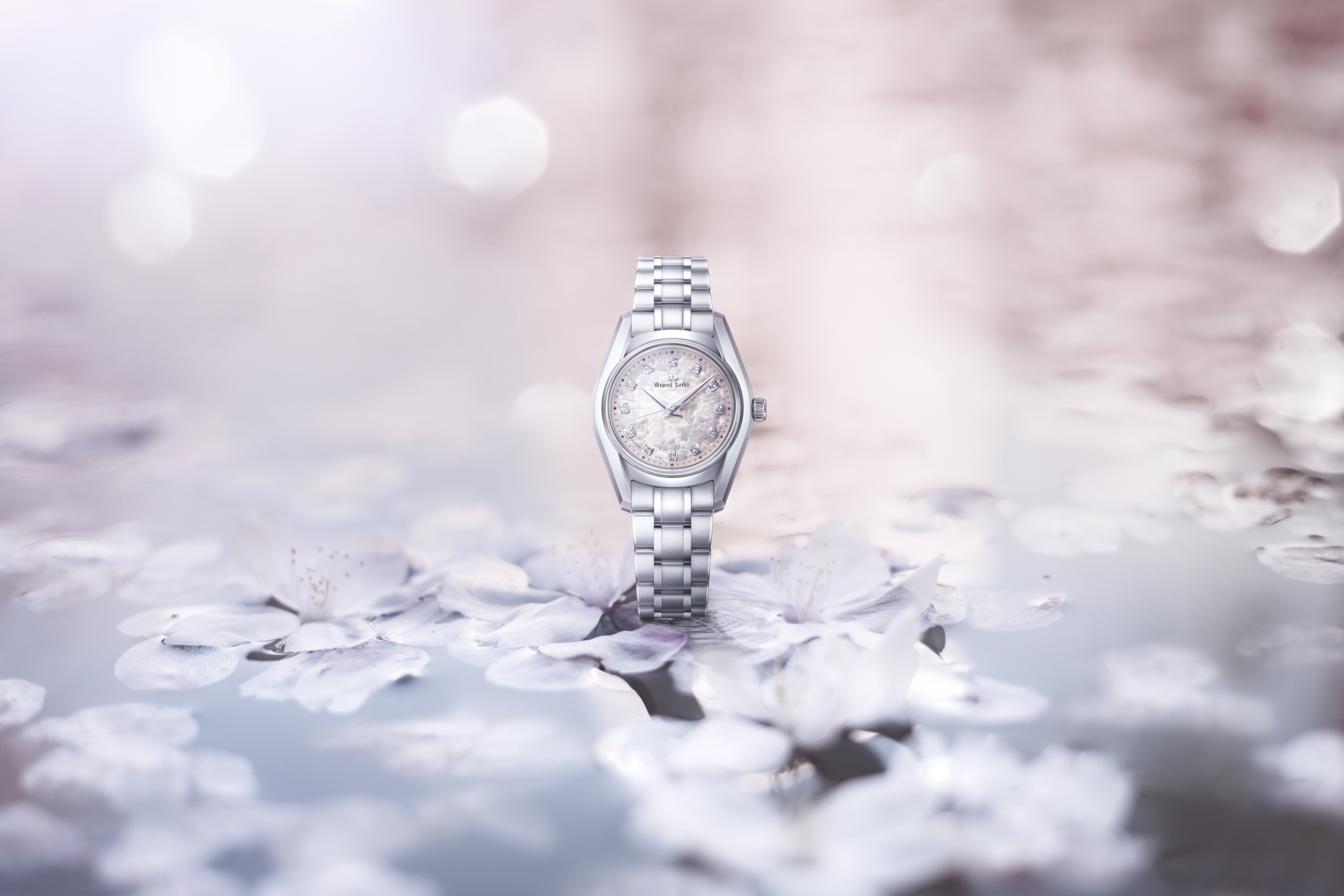 花筏」待望の26㎜クオーツモデル | そごう千葉店 4階＝時計サロン