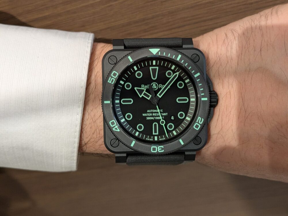  【ベル&amp;ロス】派手さより存在感。大人に似合う黒のダイバーズ_BR-03 Diver Lum Outline_BR03A-D-OL-CE/SRB