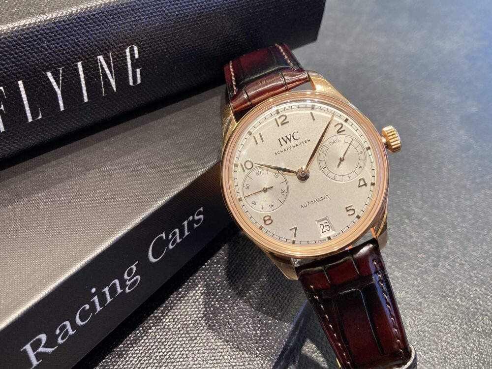  【 IWC 】ポルトギーゼ・オートマティック42 新旧比較！新型と旧型の違いを徹底解説_ポルトギーゼ・オートマティック 42_IW501706