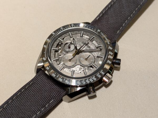  【オメガ】最新作入荷！スピードマスター グレーサイド オブ ザ ムーン_310.92.44.50.06.001