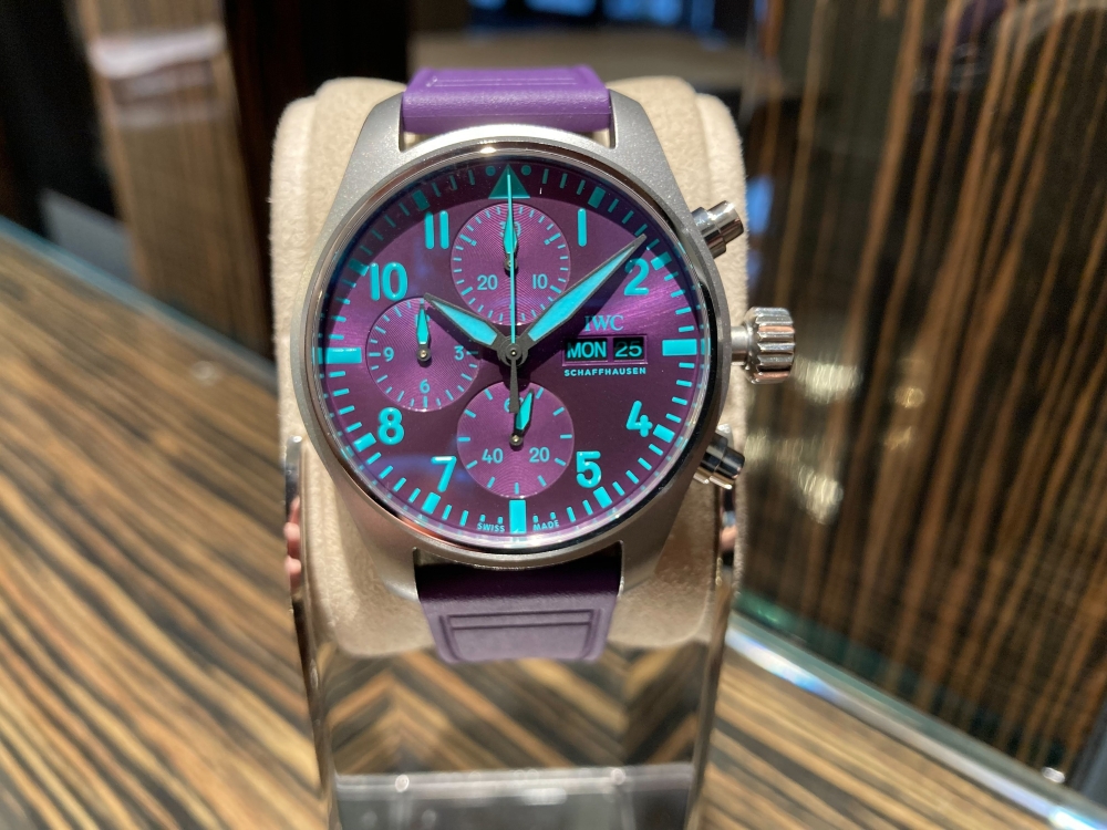  【IWC】話題の新作モデルが入荷！異彩を放つ特別モデルをご紹介_パイロット・ウォッチ・クロノグラフ 41 “Mercedes-AMG PETRONAS Formula One™ Team”_IW388121