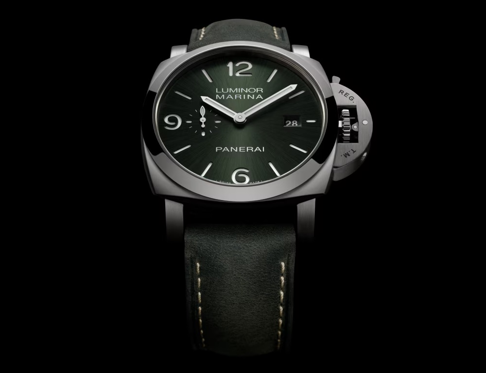 軽量・高耐久・高防水！パネライ新作「ルミノール マリーナ チタニオ PAM03325」の魅力