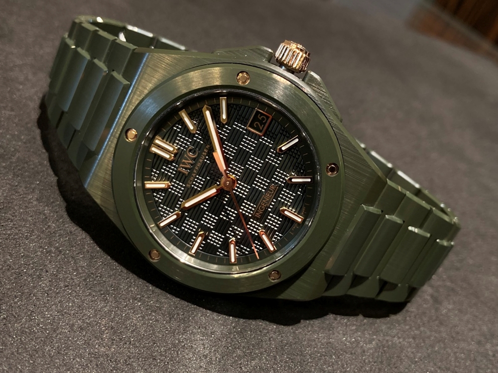 【IWC】2026年新作！インヂュニアの新セラミックモデルがついに入荷しました！インヂュニア・オートマティック 42_IW338902